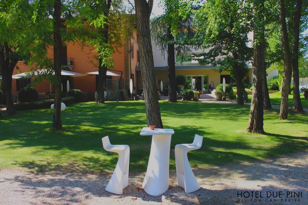Hotel Due Pini Formigine Exterior foto