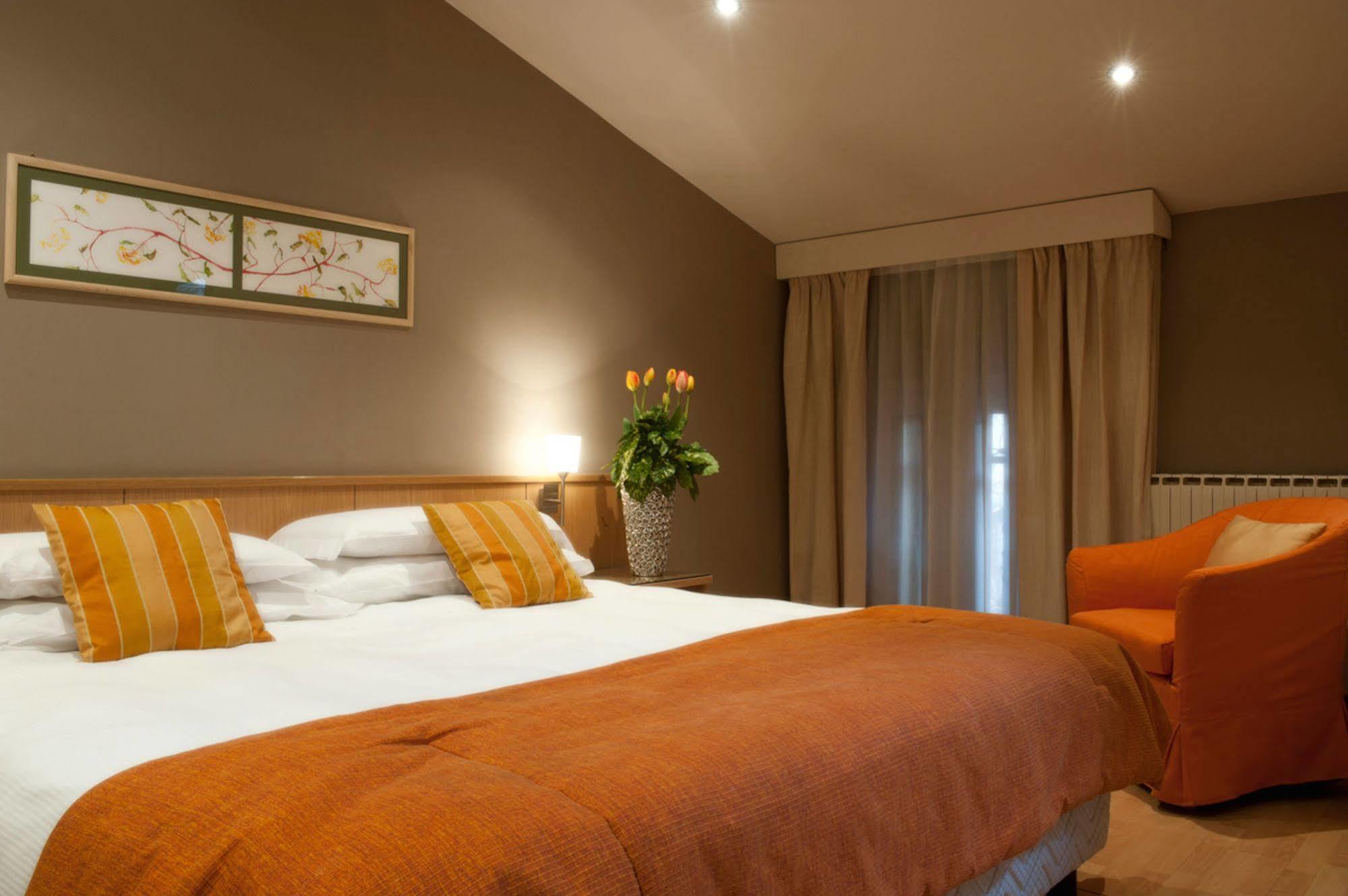Hotel Due Pini Formigine Exterior foto