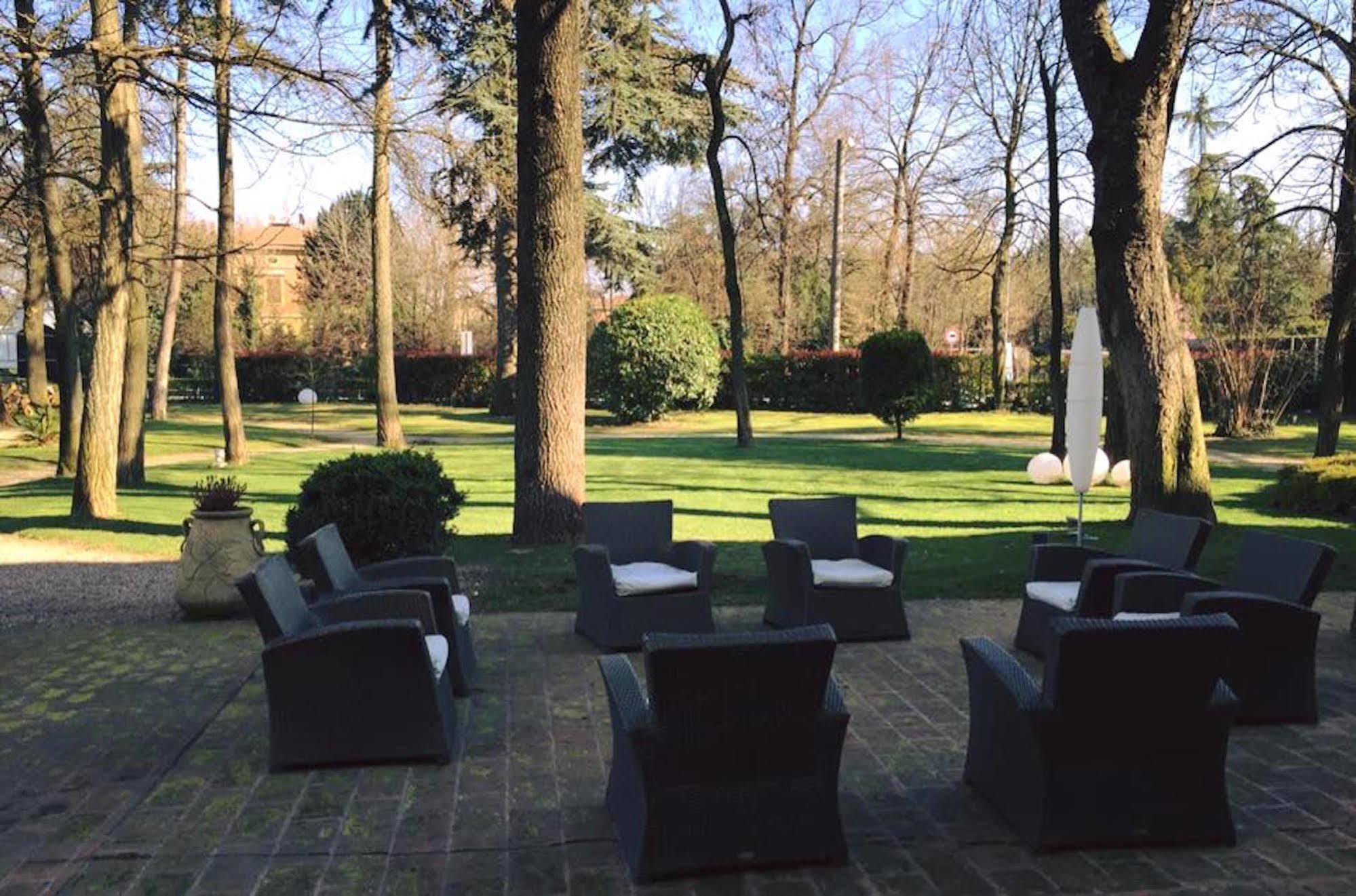 Hotel Due Pini Formigine Exterior foto